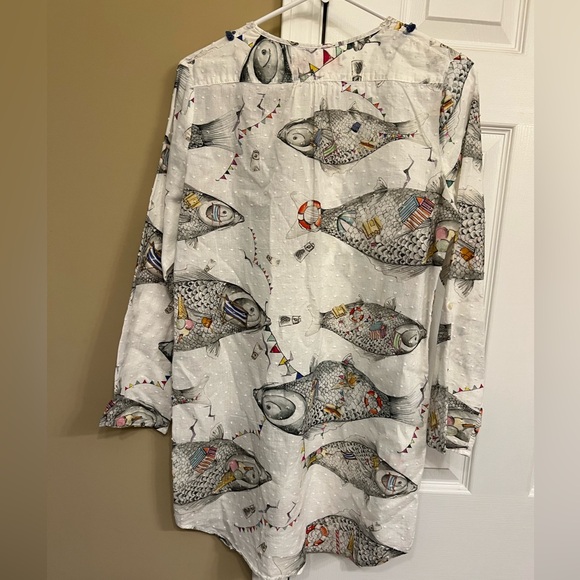 Vilagallo Size 38  Tunic/cover up with beautiful accents. New condition - Picture 4 of 9